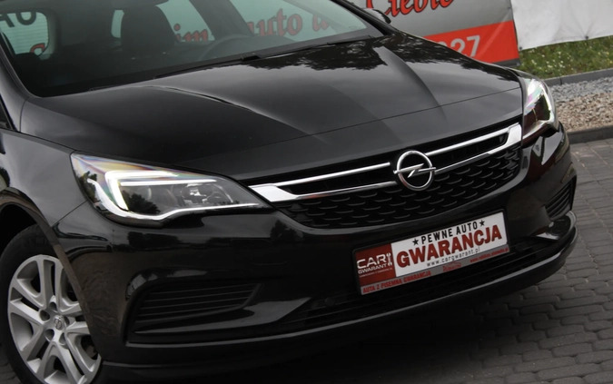 Opel Astra cena 39975 przebieg: 210000, rok produkcji 2016 z Leżajsk małe 596